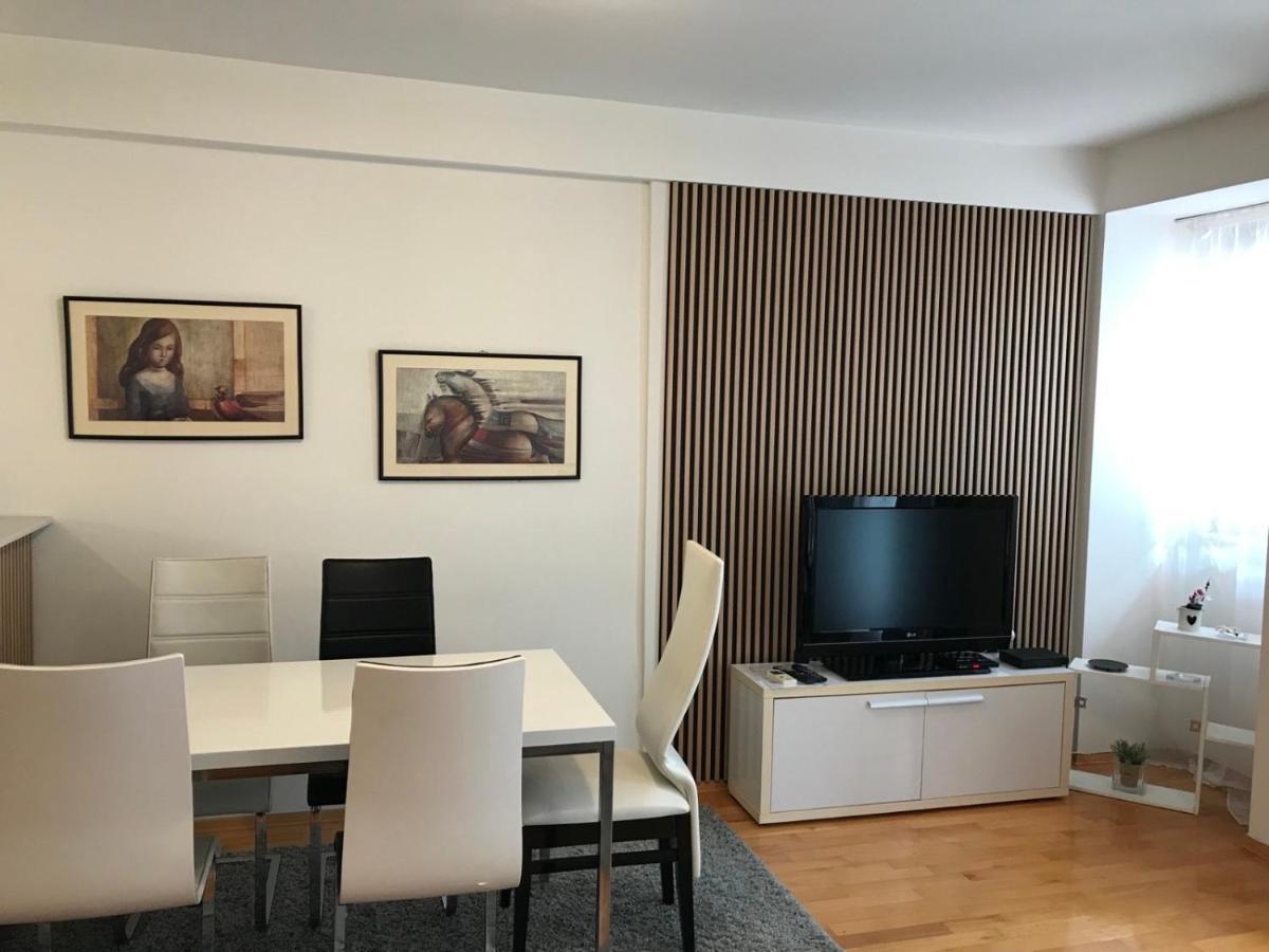 First Choice Apartment Skopje Buitenkant foto